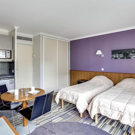 Guestready - Studio Cosy Pres Du Metro Issy-les-Moulineaux Exteriör bild