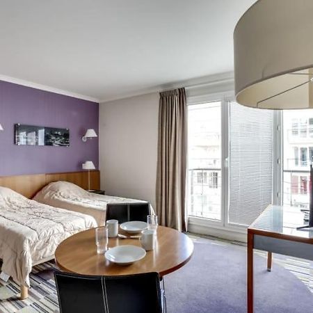 Guestready - Studio Cosy Pres Du Metro Issy-les-Moulineaux Exteriör bild