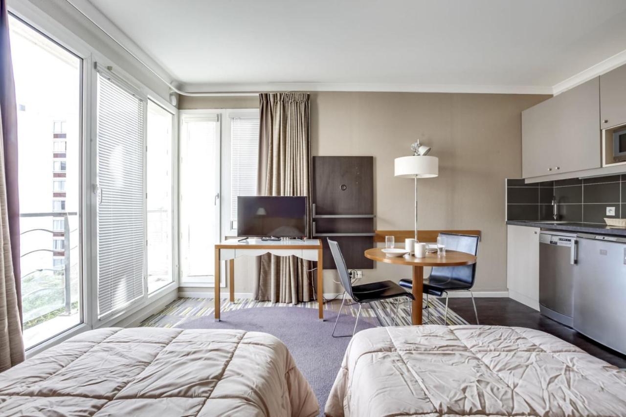 Guestready - Studio Cosy Pres Du Metro Issy-les-Moulineaux Exteriör bild