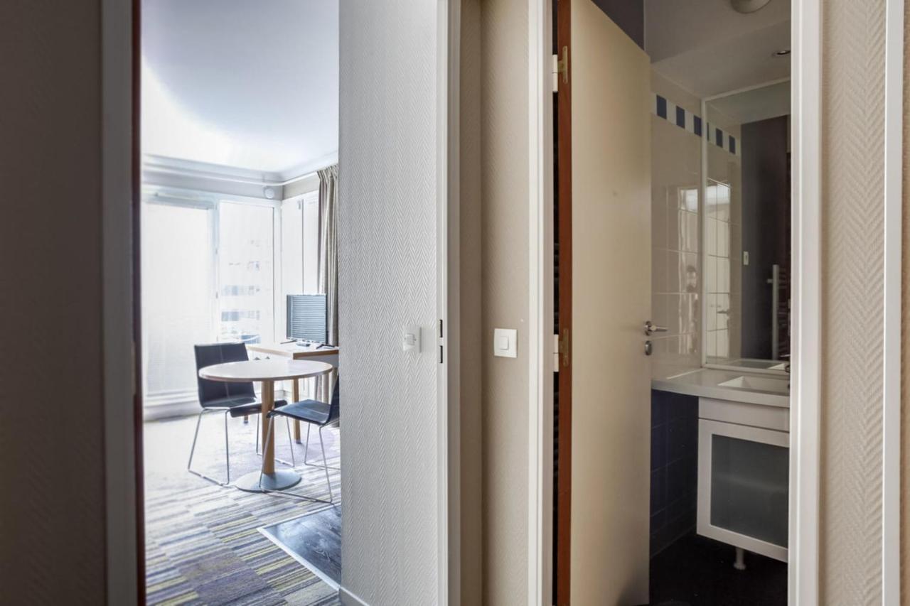 Guestready - Studio Cosy Pres Du Metro Issy-les-Moulineaux Exteriör bild