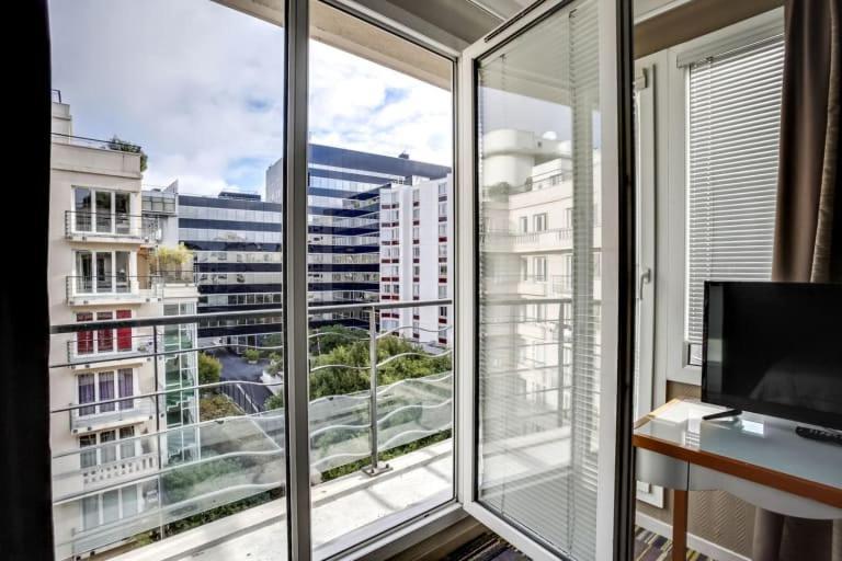 Guestready - Studio Cosy Pres Du Metro Issy-les-Moulineaux Exteriör bild